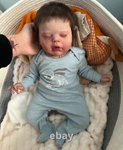 22 Realistic Reborn Baby Dolls Cute Newborn Boy Girl Hand Rooted Hair Weighted