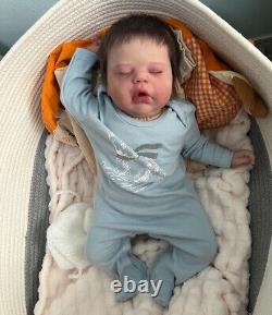 22 Realistic Reborn Baby Dolls Cute Newborn Boy Girl Hand Rooted Hair Weighted