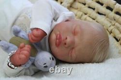 Angebot! Hochwertiges Reborn Baby Everlee by Sabine Altenkirche mit Zubehör