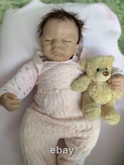 Ashton Drake Reborn Baby. Realistic Baby With HEARTBEAT & Magnetic Dummy