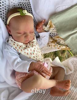 Beautiful SLEEPING Reborn baby doll. Laura Lee. With Tummy Plate