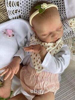 Beautiful SLEEPING Reborn baby doll. Laura Lee. With Tummy Plate