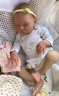 Beautiful SLEEPING Reborn baby doll. Laura Lee. With Tummy Plate