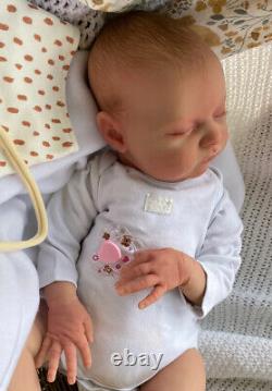 Beautiful SLEEPING Reborn baby doll. Laura Lee. With Tummy Plate