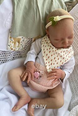 Beautiful SLEEPING Reborn baby doll. Laura Lee. With Tummy Plate