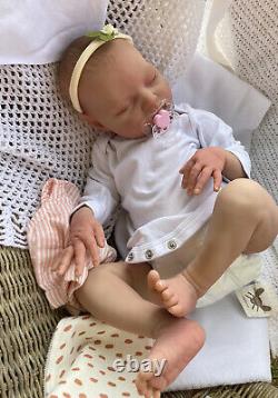 Beautiful SLEEPING Reborn baby doll. Laura Lee. With Tummy Plate