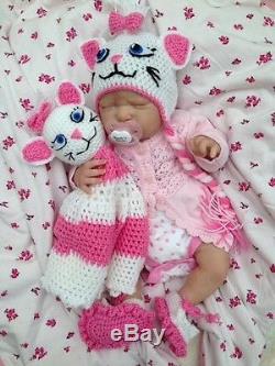 Beautiful, stunning Reborn baby doll Serenity sculpt by Laura Lee Eagles