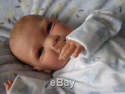 Child Friendly Gift Newborn Realistic Lifelike Reborn Baby Dolls Boys or Girls