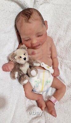 Custom Silicone Full 28 Week Gestation Little Miracle Reborn Baby/doll