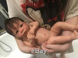 Custom reborn newborn baby lifelike fakedoll silicone vinyl boy girl chloe linda