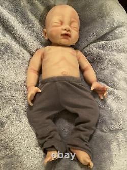 Full Body Silicone Reborn Baby Girl Doll WITH DRINK AND WET