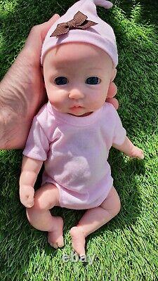 Full Body Soft Silicone Baby Reborn doll lifelike newborn Girl Ivy 28 cm