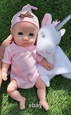 Full Body Soft Silicone Baby Reborn doll lifelike newborn Girl Ivy 28 cm