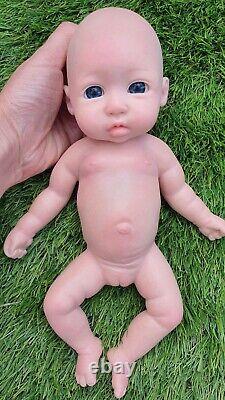Full Body Soft Silicone Baby Reborn doll lifelike newborn Girl Ivy 28 cm
