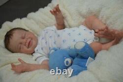 Full Body Soft Solid Silicone Baby doll 21 GIRL - REBORN SILICONA fluids