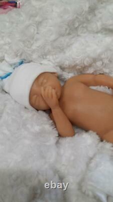 Full Silicone 13 Baby Liam Blank Kit Unpainted