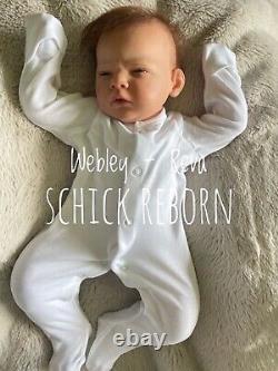 Hanna Reva schick Reborn Baby