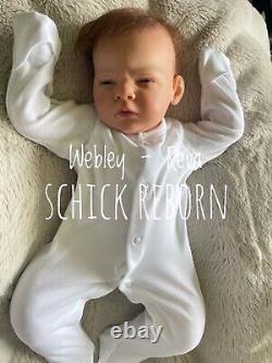 Hanna Reva schick Reborn Baby