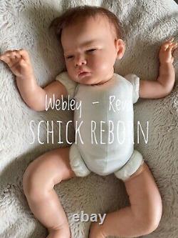 Hanna Reva schick Reborn Baby