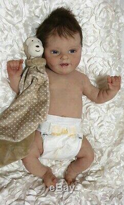 Hannah wet and drink full silicone reborn doll/baby. No extras low price