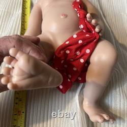 IVITA 17 Adorable Girl Infant Newborn Lifelike Full Silicone Reborn Doll