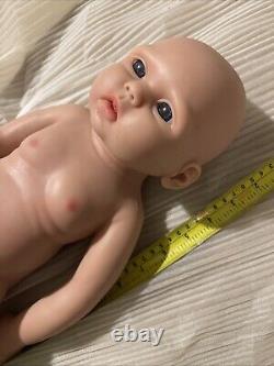 IVITA 18 Adorable Girl Infant Newborn Lifelike Full Silicone Reborn Doll