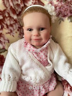 JILLY Beautiful baby reborn Girl doll Professionally weighted to 9.5 lbs