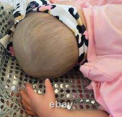 Lifelike Baby Doll/Reborn Sleeping Baby Girl Collectable Doll/Child's Gift