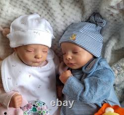 Realborn Callie asleep twins by Bountiful Baby