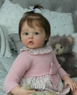 Realistic Birthday Gift Toy Lifelike Vinyl body Silicone Reborn Baby Doll