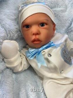 Reborn Baby Art Doll Large 1 Month Sized Cuddle Baby Uk Artist Of 10 Yrs