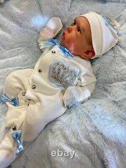 Reborn Baby Art Doll Large 1 Month Sized Cuddle Baby Uk Artist Of 10 Yrs