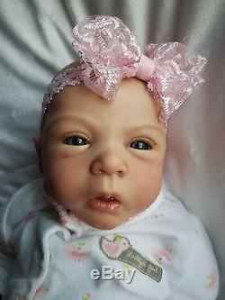 Reborn Baby Girl Lelou by Evelina Wosnjuk Realistic Newborn Doll 17