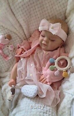 Reborn Baby girl Twyla by Laura Lee Eagles certificated number947/1400 included