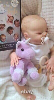 Reborn Baby girl Twyla by Laura Lee Eagles certificated number947/1400 included