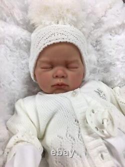 Reborn Girl/boy White Outfit Bobble Hat Cardigan Bg With Dummy L