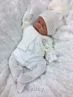 Reborn Girl/boy White Outfit Bobble Hat Cardigan Bg With Dummy M