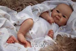 Reborn Unisex Baby Doll Sweet Face Kids Lifelike Real Touch Painted Boy Girl Toy