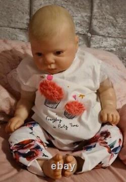 Reborn baby Doll Bountiful Baby 25 8lbs open eye. Heavy Baby