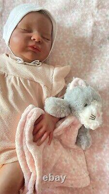 Reborn baby bonnie brown Laura