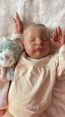 Reborn baby bonnie brown Laura