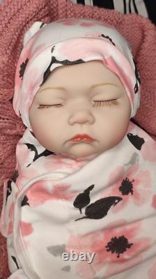 Reborn baby doll 19 Inch Realistic Newborn Baby Girl Reborn Lifelike Full Body