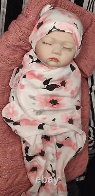 Reborn baby doll 19 Inch Realistic Newborn Baby Girl Reborn Lifelike Full Body