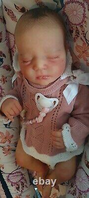 Reborn baby doll(realborn johannah)