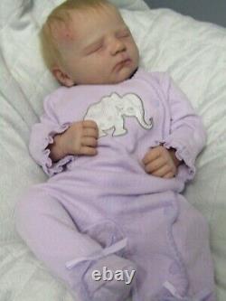 Reborn babydoll, Realborn Jennie asleep, Super realistic doll. ThumperDolls