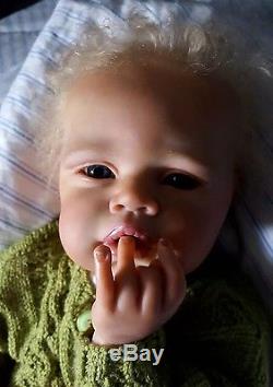 Romie strydom angelina. Reborn baby doll coa limited edition. Rare sold out