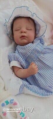 TRACYSLITTLETREASURES-5 Reborn baby doll GIRL ZOE CASSIE BRACE SOLD OUT L E