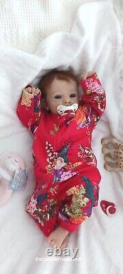 Tracyslittletreasures-5 REBORN BABY DOLL GIRL FELICIA GUDRUN LEGLER 18 to 19 In