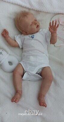 Tracyslittletreasures-5 REBORN BABY DOLL GIRL Luisa Olga Auer 21 tummy plate