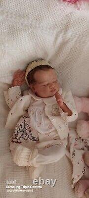 Tracyslittletreasures-5 REBORN BABY DOLL QUINLYN BONNIE BROWN & ADRIE STOETE